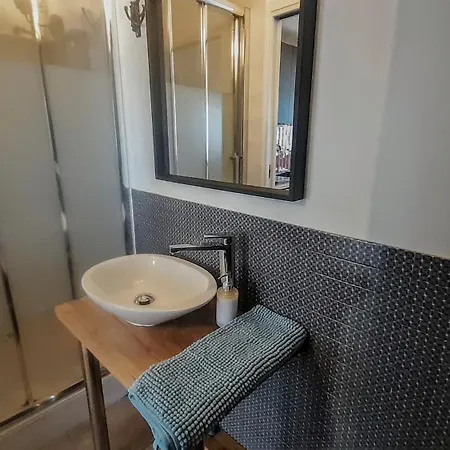 Apartment Marius, 3 Ch, Parking, Tram Croix D'argent Au Pied, Sleep-in-montpellier Montpellier